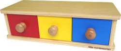 Little Montessorian 蒙特梭利三個小抽屜物體恆存盒 1-2歲嬰幼兒Nido精細動作手眼協調訓練木製教具